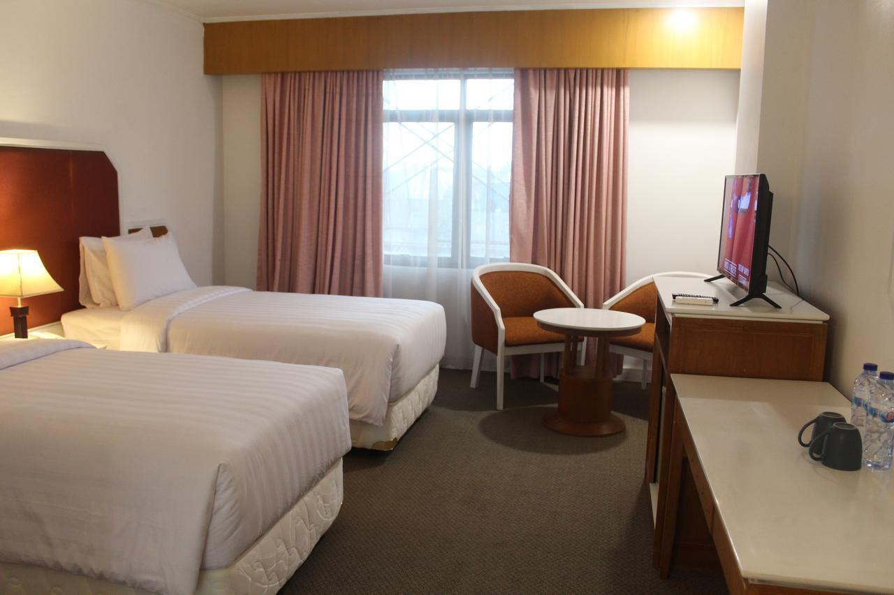 Arnava Hotel Senen جاكرتا المظهر الخارجي الصورة